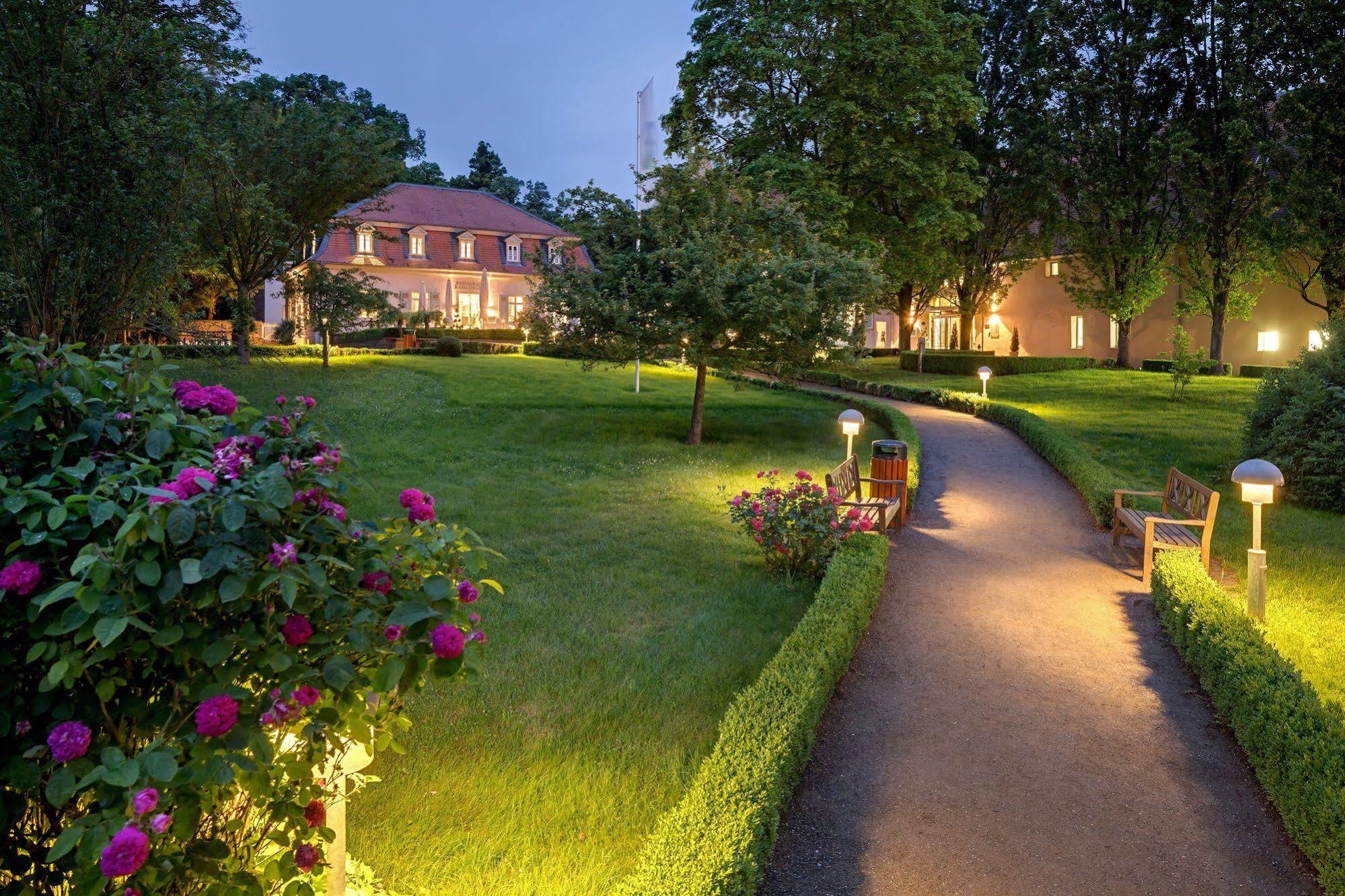 Hotel Jagdschloss Kranichstein Darmstadt Exteriör bild